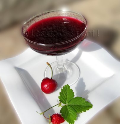 Cocktail aphrodisiaque aux fruits rouges et épices :-)
