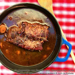 Roti De Sanglier Fondant Mijote En Cocotte Marinade Aux Epices