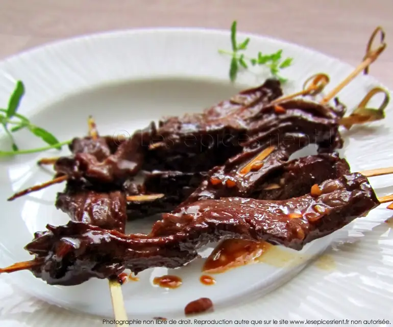 Brochettes de boeuf aux légumes d'été