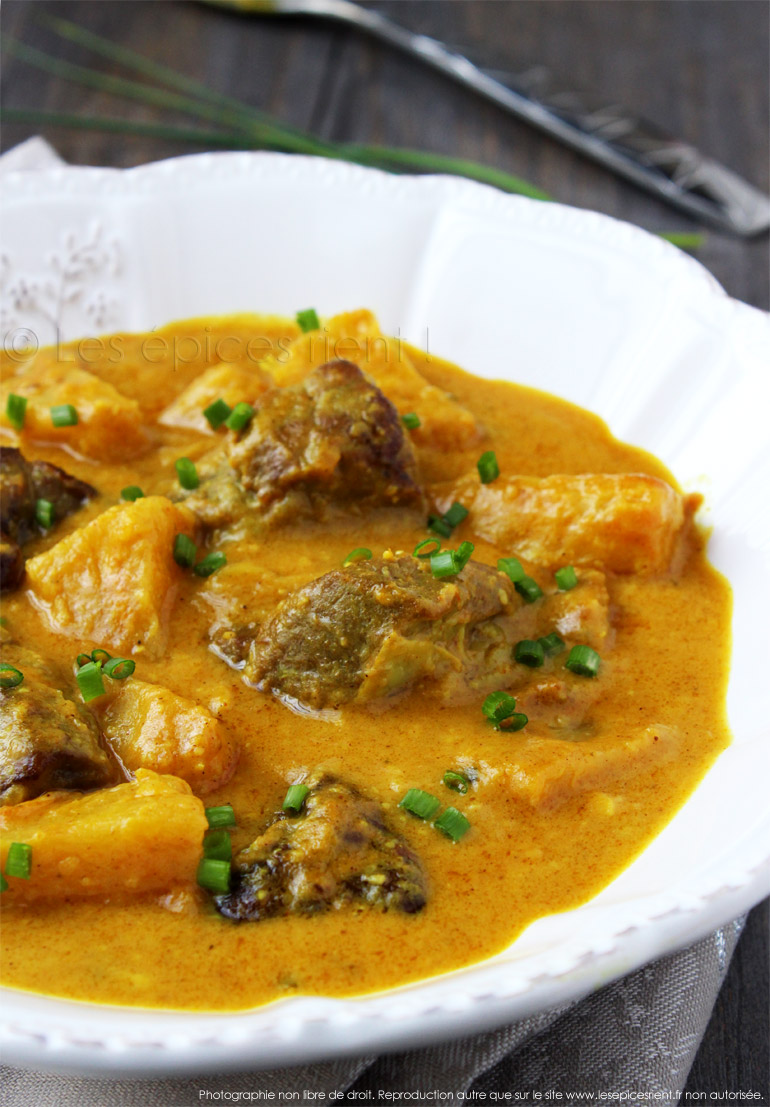 Curry de porc à l'ananas et aux épices douces