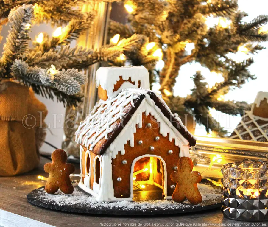 ☆ Maison de Noël en Pain d'épices : recette + patron